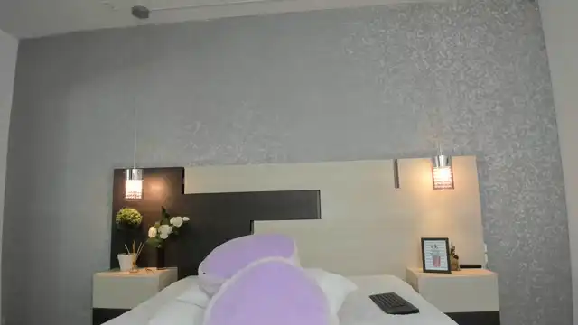 Christiegarcia – [Xlovecam] Prostitetus Playing On Live Webcam Stream Record – 2026-05-08 16:48:46