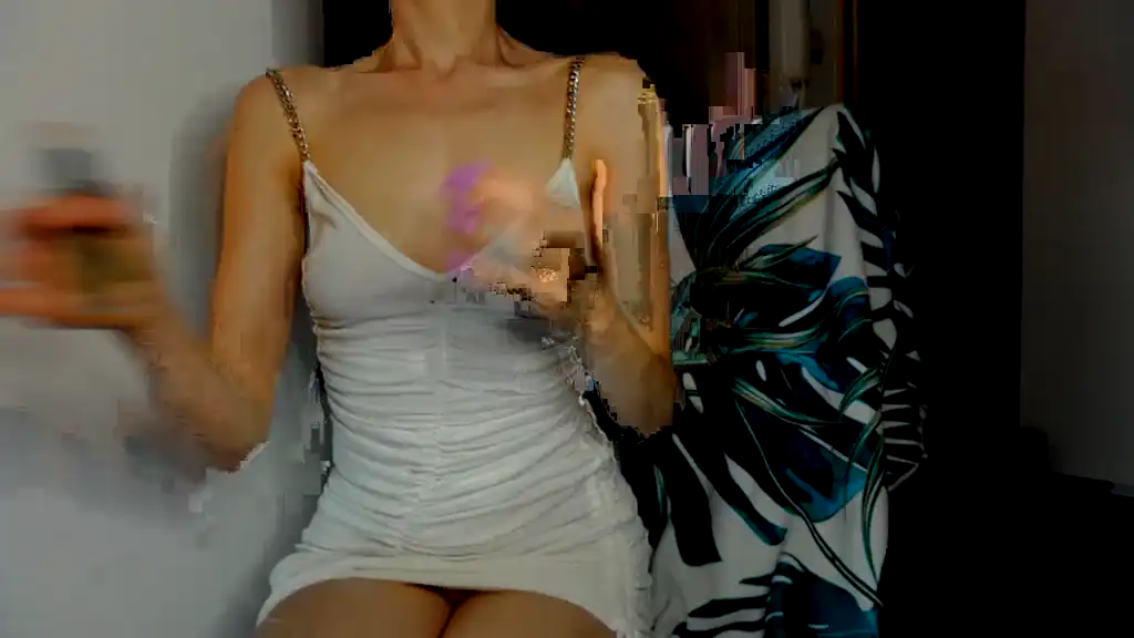 Qeen_isabellaa – [Showup] Erotic Lovense Homemade – 2025-01-20 15:23:55