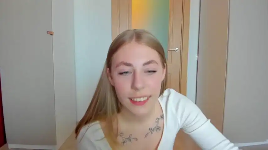 _strawbeerry_ – [Chaturbate] Domi Surprise Hard Pvt – 2025-07-13 14:27:31