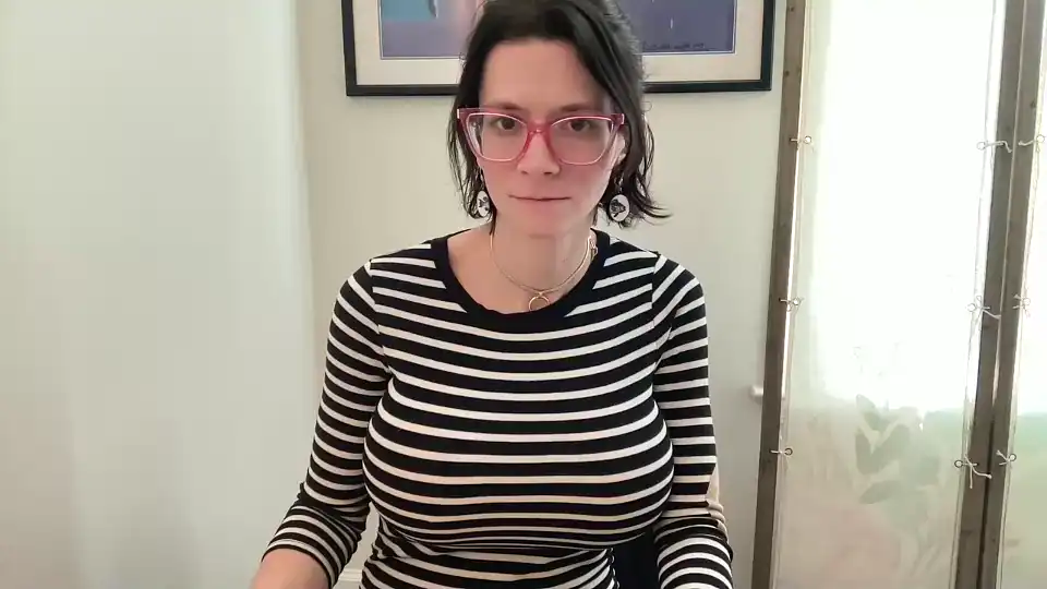 Naomi_reah – [Chaturbate] New Video Private Video Chat – 2025-11-07 22:51:37