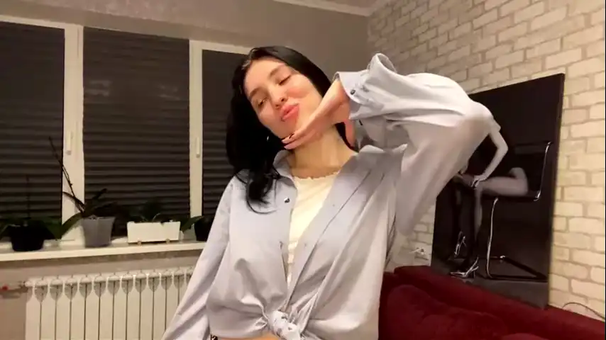Stellanikai – [Chaturbate] Naked Nude Girl Doggy – 2026-03-10 17:34:49