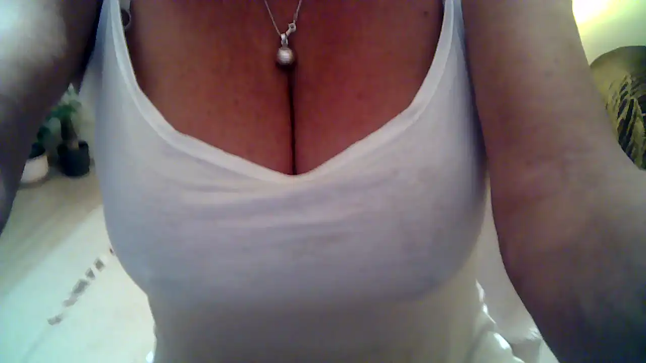 Rozkosznamamuska_ – [Showup] Playing On Live Webcam Horny Rubbing Pussy – 2026-02-21 12:25:19