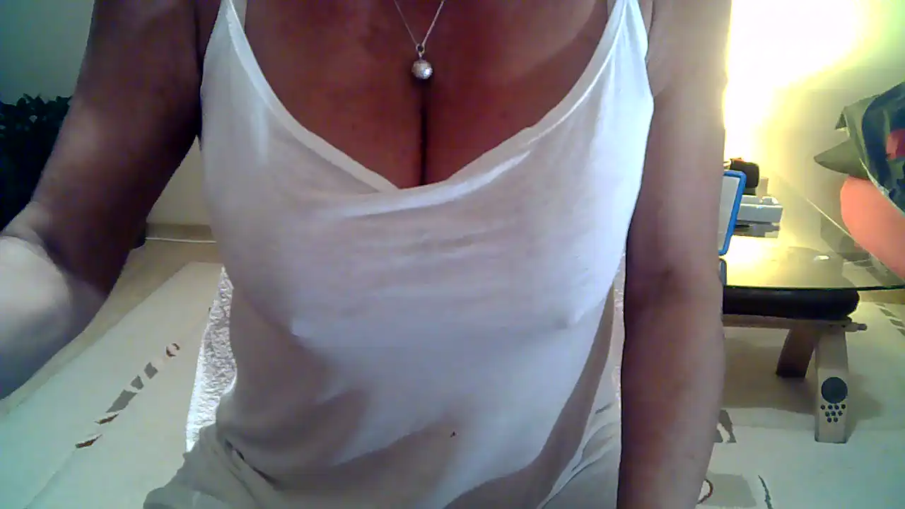 Rozkosznamamuska_ – [Showup] Role-play Webcam Goddes Lesbian – 2025-06-13 03:40:53