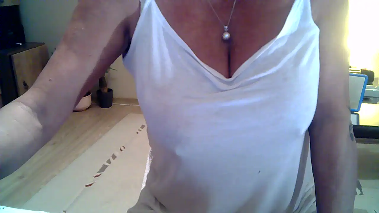 Rozkosznamamuska_ – [Showup] New Video Porn Live Chat Webcam – 2026-04-02 23:53:43