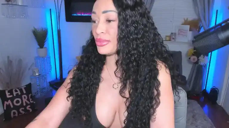 Boricua_baddiexx – [Streamate] Adult Webcam Goddes Cute Webcam Girl – 2025-02-06 02:29:52
