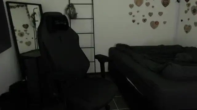The_room – [Myfreecams] Pvt Ass Nice – 2025-03-15 09:16:37