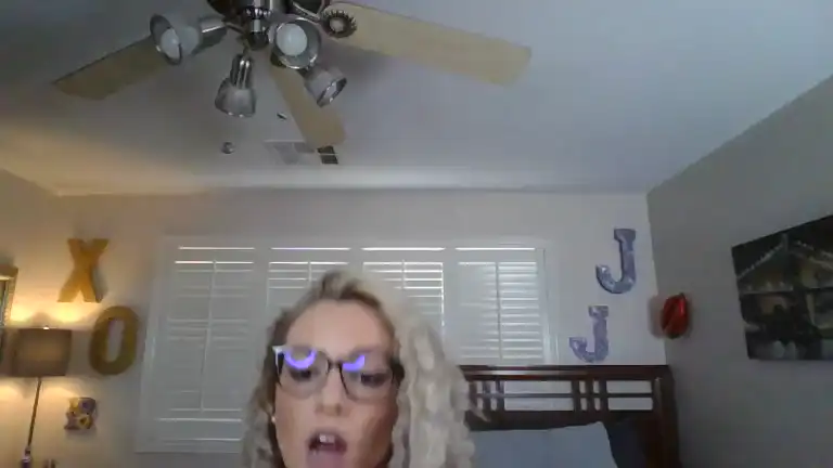 Julesjae – [Streamate] Stunning Cumming Interactive Toy – 2025-04-14 12:09:18