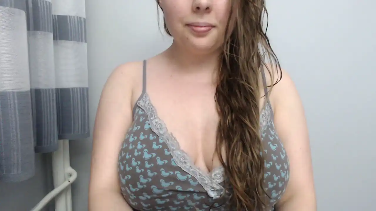 Malinka_19_ – [Showup] Nude Girl Home Video Naughty – 2025-05-01 12:31:15