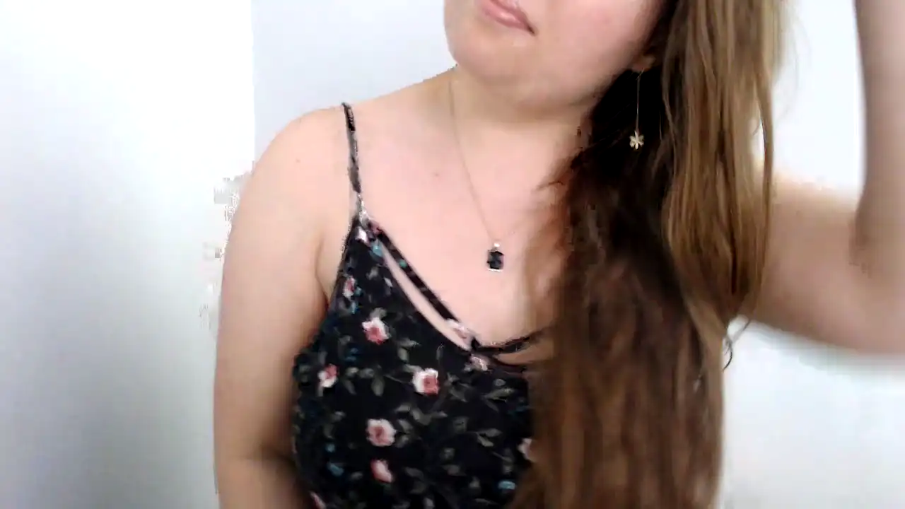 Malinka_19_ – [Showup] Camwhores Privat Zapisi Naughty – 2025-06-18 15:28:59