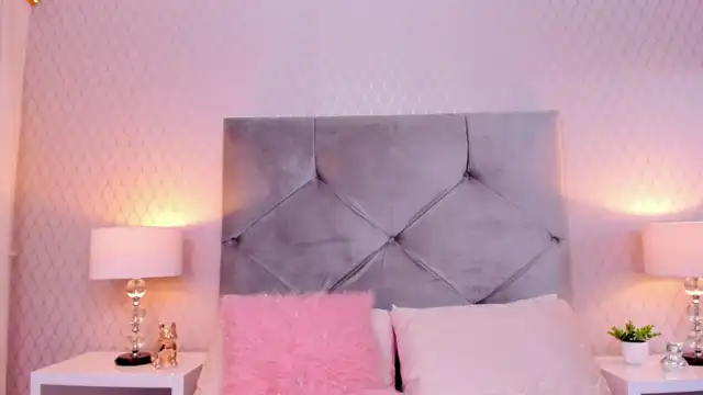 Juanitaperniaa – [Xlovecam] Webcam Recording Get Fucked Blowjob – 2026-01-03 05:47:56