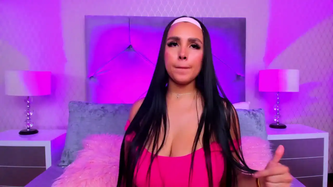Juanitaperniaa – [Xlovecam] Busty Amateur Young Slut – 2025-11-16 18:36:07