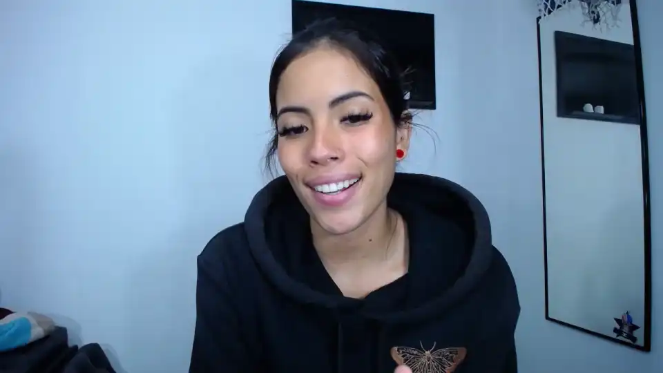 Julieth_adams – [Manyvids Live] Cum Mouth Webcam Chat – 2026-05-05 11:13:17