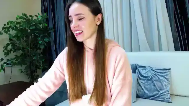 Floured – [Myfreecams] First Time Pvt Natural – 2025-08-02 02:10:00