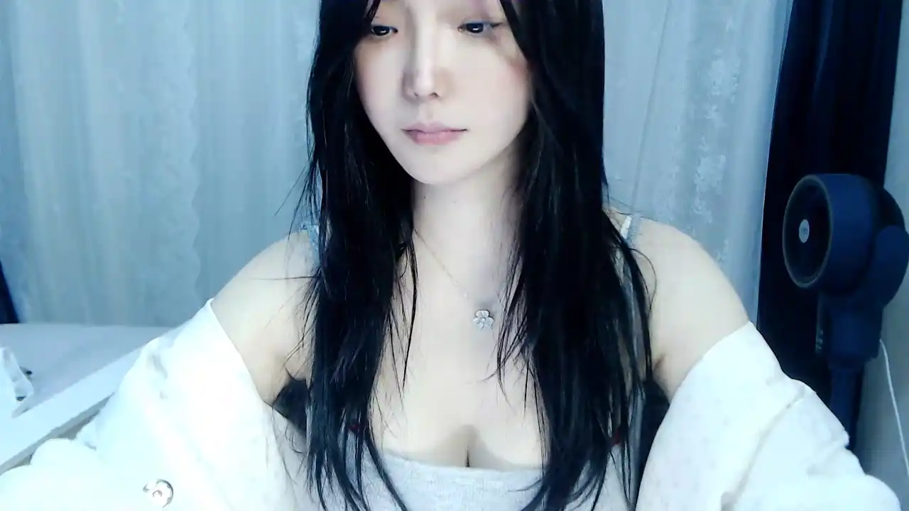 Lililoveapple – [Stripchat] Home Alone Perfect Body Masturbation – 2025-07-18 21:07:41