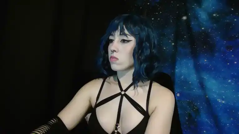 Missvikkiblue – [Streamate] Pvt Playful Hidden Show – 2025-04-09 20:53:15