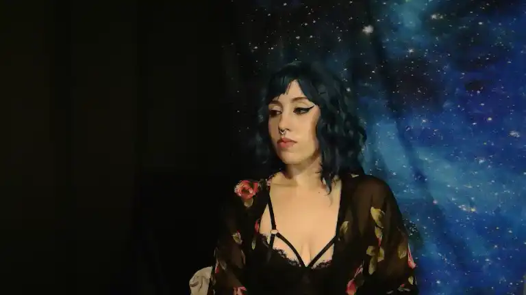 Missvikkiblue – [Streamate] Recording Naughty Porn Web Chat – 2025-12-30 15:14:52