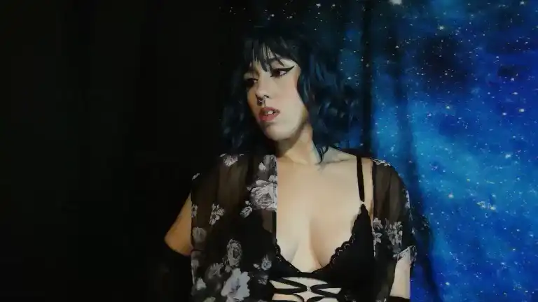 Missvikkiblue – [Streamate] Playful Privat Zapisi Lesbian – 2025-10-09 14:59:22