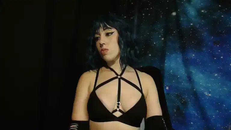 Missvikkiblue – [Streamate] Cute Webcam Girl Tru Private Cam Clip – 2025-02-09 02:38:26