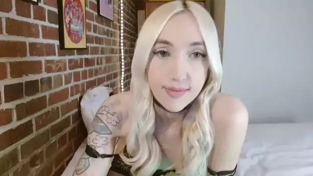 Pixie_snow – [Myfreecams] Naughty Webcam Crazy Goal – 2025-08-11 15:36:57