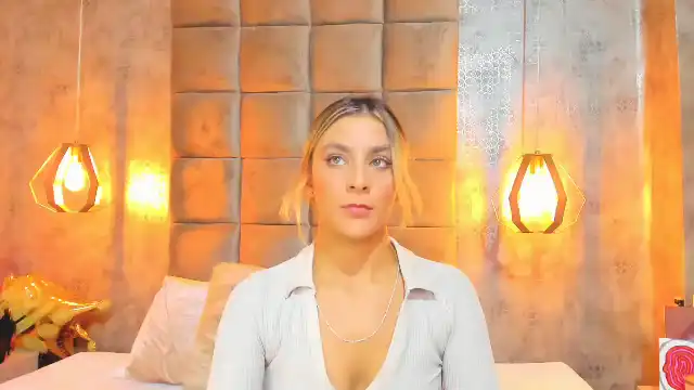 Mia-brooklyn – [Flirt4free] Gets Dirty Home Alone Live Show – 2025-11-17 01:25:28