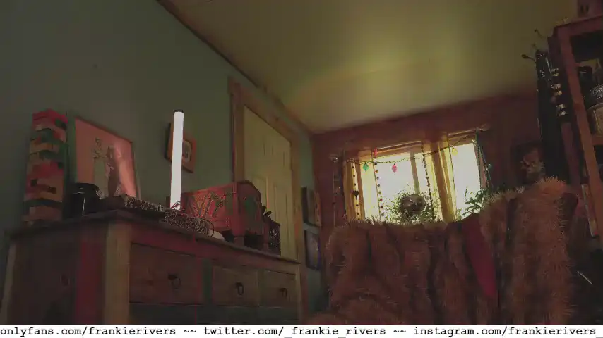 _frankie_rivers – [Chaturbate] College Girl Natural Ass – 2025-02-16 10:09:04