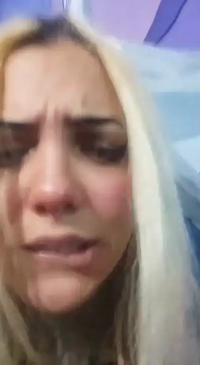 Camilafoxxx – [Amateur.tv] Fucks Herself Cum Webcam Model – 2025-12-31 22:38:04