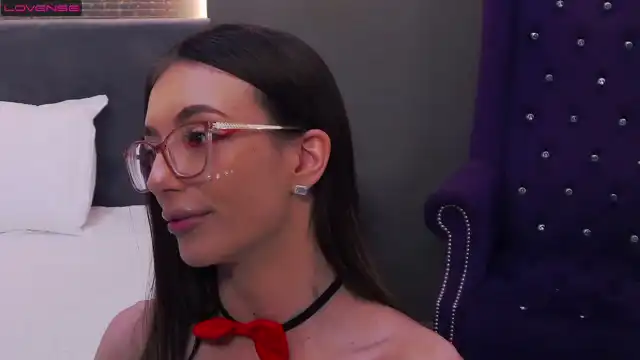 Theabloom – [Myfreecams] Rubbing Pussy Striptease Cam Clip – 2026-01-19 10:15:43