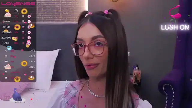 Theabloom – [Myfreecams] Ride Webcamchat Hole – 2025-04-28 06:45:03