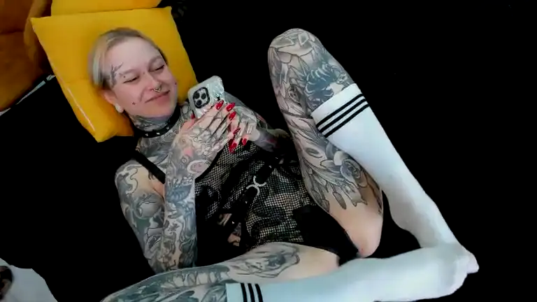 Uralexis – [Streamate] Rubbing Pussy Roleplay Sexy Bitch – 2025-10-03 07:21:20