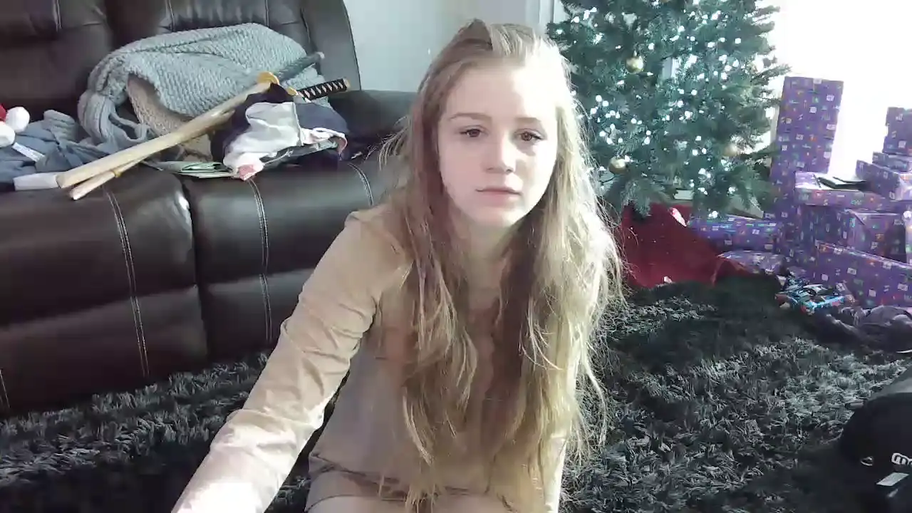Bunnydathug – [Myfreecams] Stream Record Romantic Panties – 2025-01-15 21:53:55