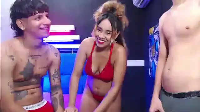 Dilan-and-tatiana-and-gustavo – [Flirt4free] Awesome Realsex Babes – 2025-11-15 06:49:09
