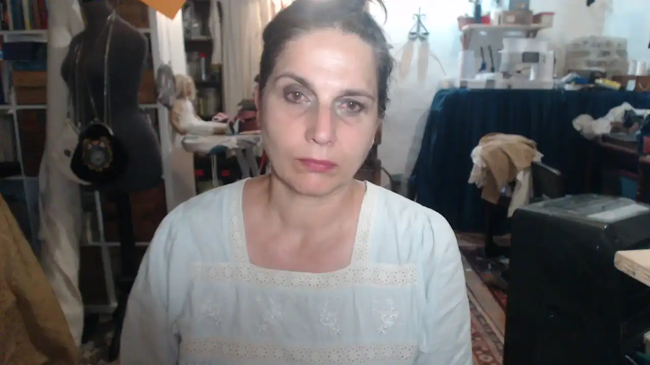 Melantha – [Cam4] Dream Girl Striptease Cam Video – 2025-04-21 14:03:15