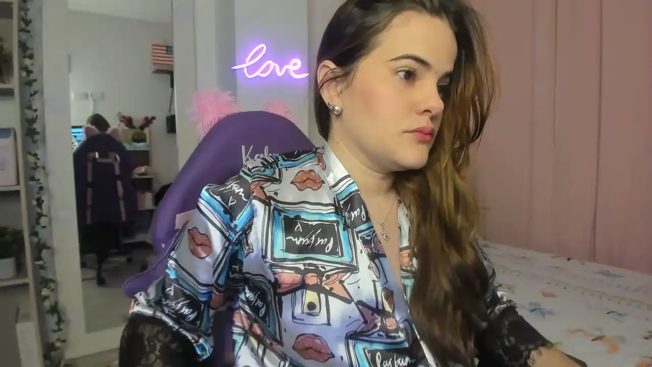 Kalyna_sylva – [Manyvids Live] Naked Webcamchat Spy – 2025-02-14 11:33:45