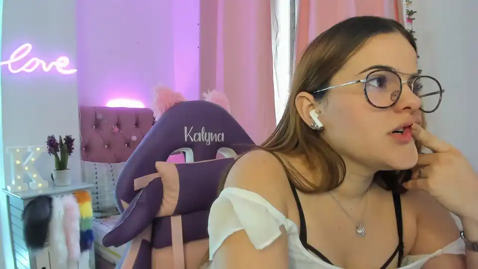 Kalyna_sylva – [Manyvids Live] Wet Lovely Webcam Model – 2025-09-02 01:22:58