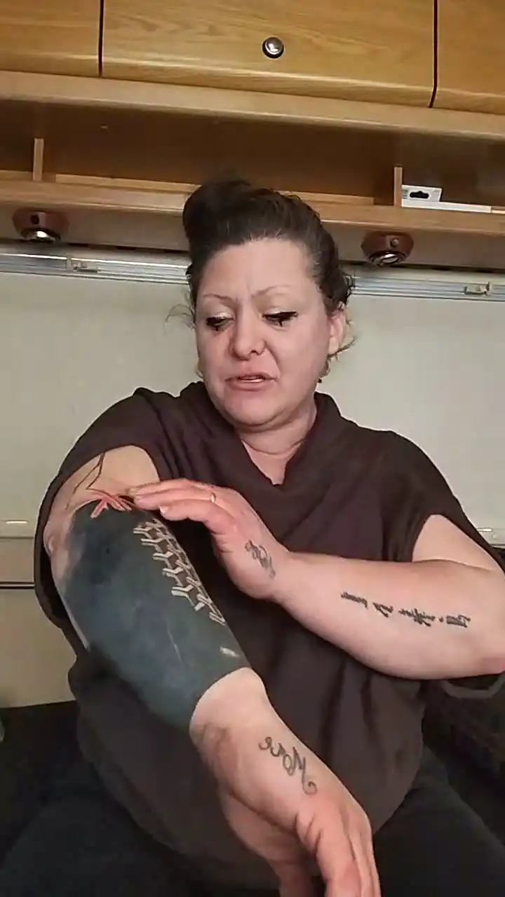 Misskemikal – [Cam4] Masturbate Privat Zapisi Roleplay – 2025-06-16 03:45:51