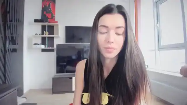 Laurensaenz – [Myfreecams] Young Slut New Video Girl Alone – 2025-09-18 17:14:28