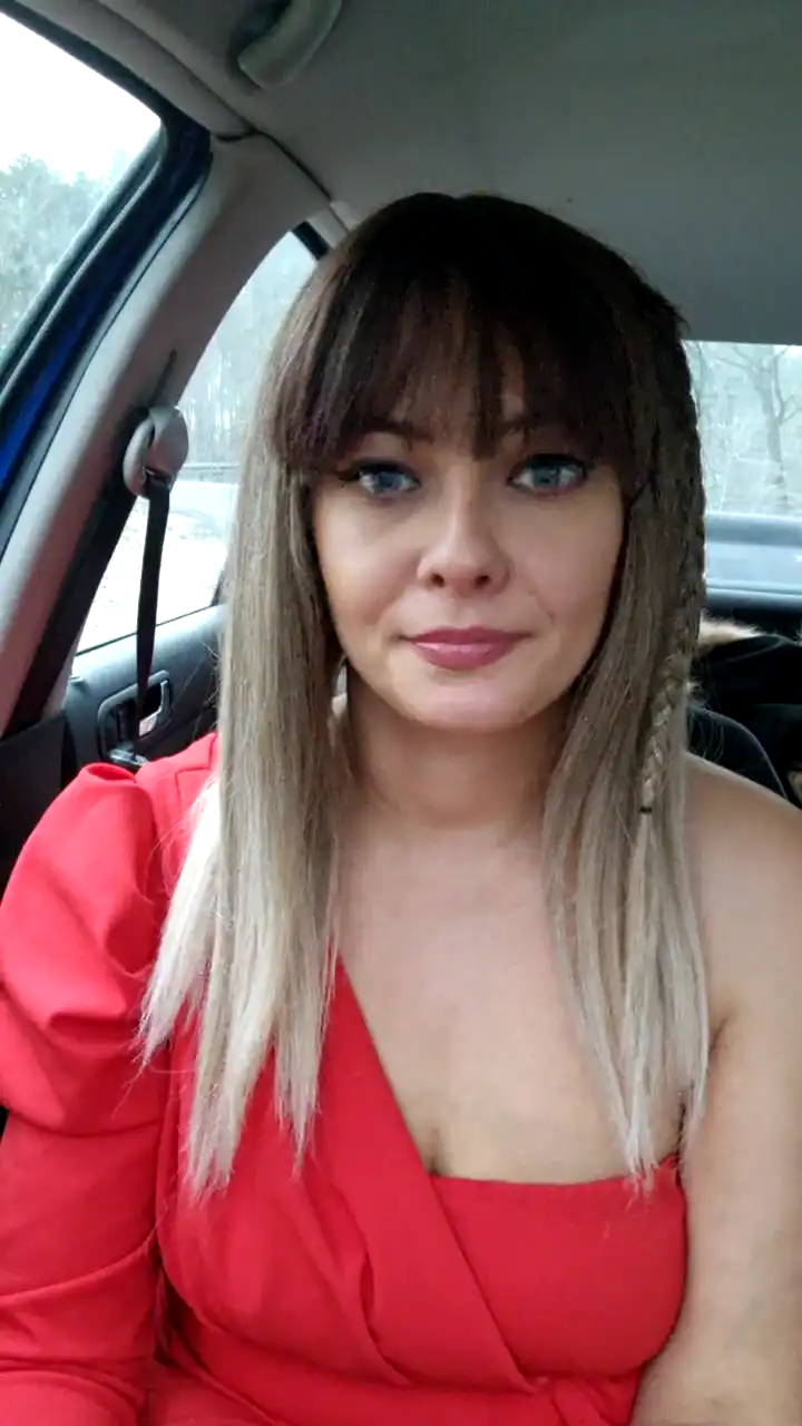 Brzoskwinka2_ – [Showup] Camsex Teases Ass – 2025-04-12 20:58:04