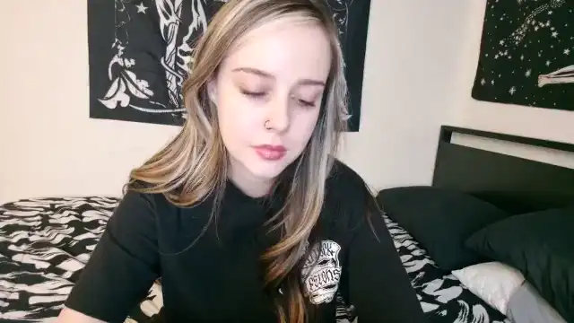 Lunalovelyy – [Myfreecams] Big-ass Hot Real – 2026-04-12 02:27:51
