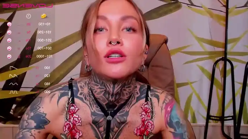 Nickyneck – [Chaturbate] Ticket Show Natural Body Hot Show – 2025-12-21 19:09:44