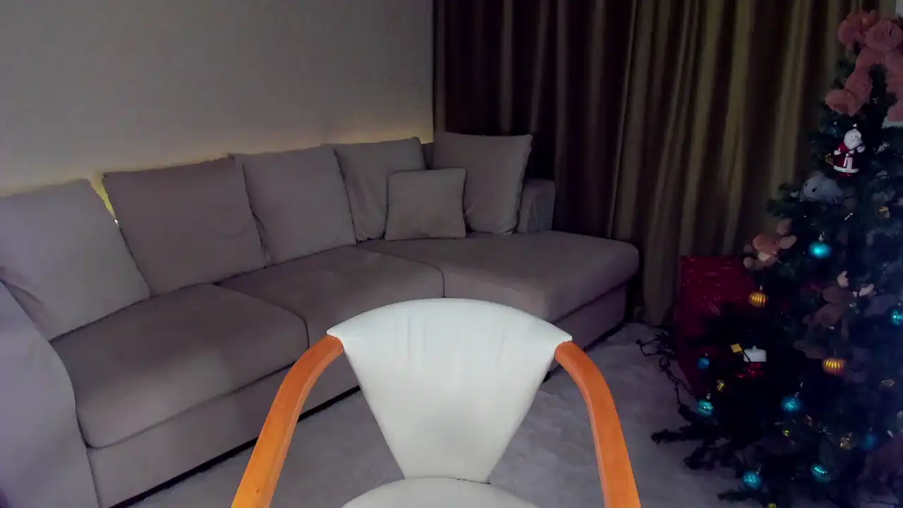 A__n__a – [Myfreecams] Livecam Striptease Recording – 2025-01-16 16:02:22
