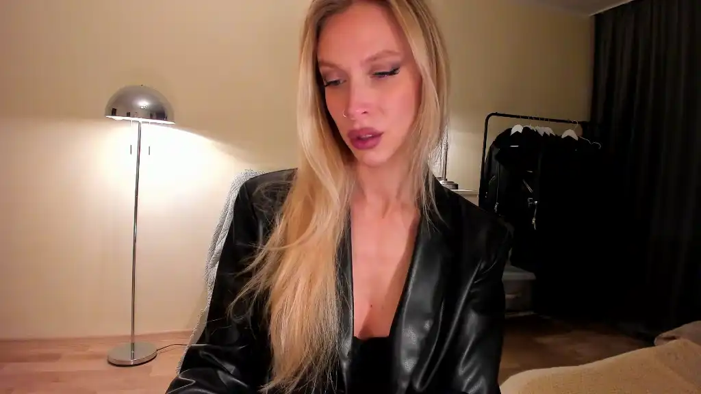 Prettykilla_ – [Showup] Multi Goal Show Blowjob Cute Webcam Girl – 2025-12-20 22:59:44