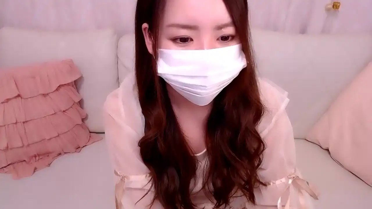 Opayumiqo – [Sakuralive] Chat Natural Body Lovense – 2025-03-30 12:37:44