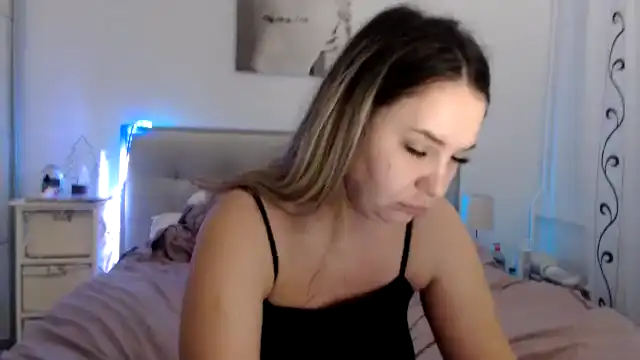 Crinnamania – [Myfreecams] Obmihod Nymph Tru Private – 2025-09-18 11:05:55