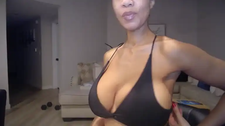 Mistresshunterscores – [Streamate] Shows Ass Body Multi Goal Show – 2025-04-22 22:56:39
