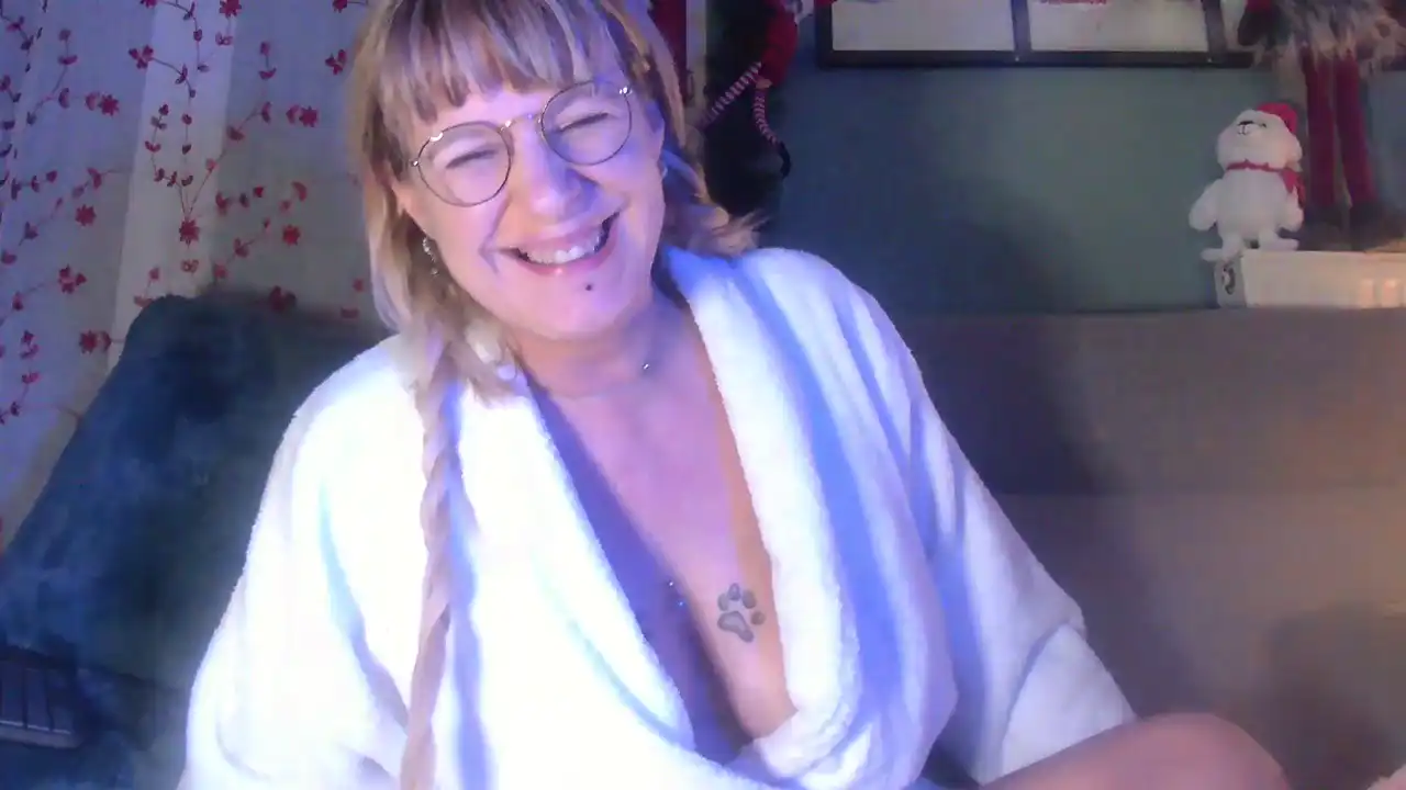 Delichieuse5 – [Stripchat] Webcamchat Recording Ride – 2026-07-16 01:03:48