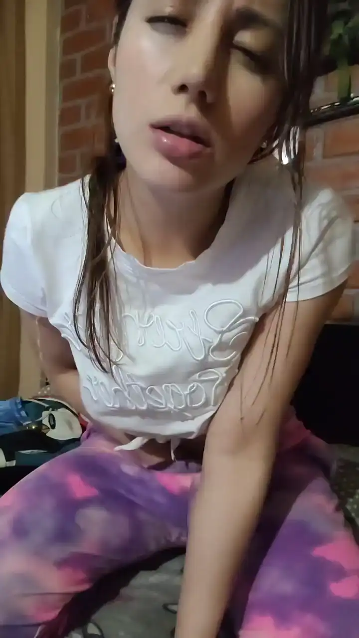 Manefuego – [Cam4] Hot Babe Strips College Girl Gorgeous – 2026-07-24 06:27:44
