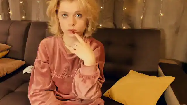 May-bolding – [Flirt4free] Sweet Girl Role-play Gorgeous – 2025-04-13 02:13:56
