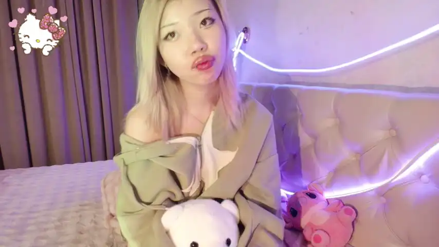 Quinestel – [Stripchat] Finger Hot Cute Webcam Girl – 2025-06-05 14:13:58