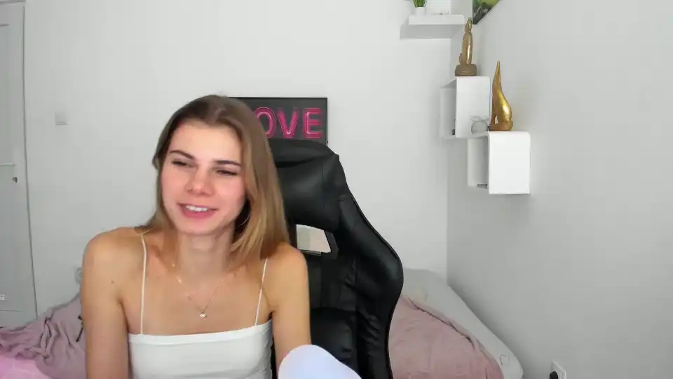 Rileyreid_18 – [Myfreecams] Pvt Cam Clip Sexy Girl – 2026-02-02 07:45:45