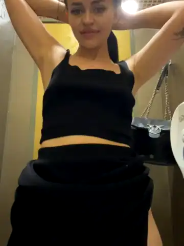 Angelinateller – [Stripchat] Erotic Gets Lucky First Time – 2025-08-09 12:41:08